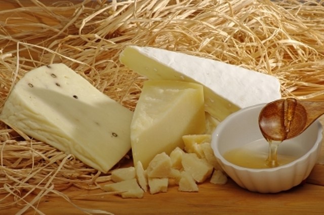 »Un repas sans fromage est une belle fille à qui il manque un oeil.« (Vir fotografije: FreeDigitalPhotos.net)